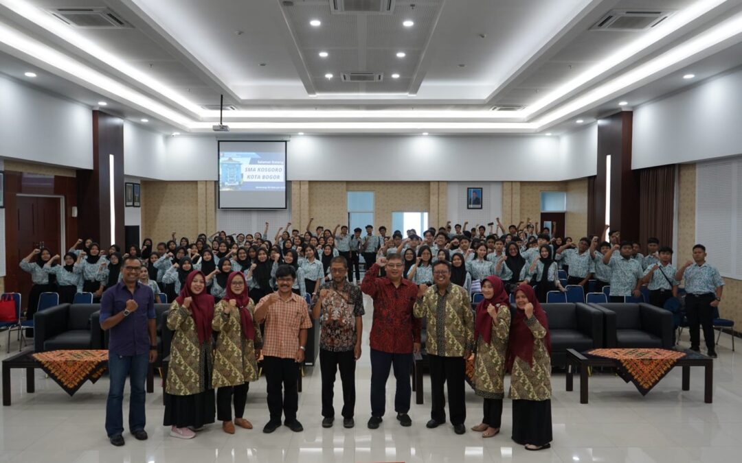 Kosgoro High School of Bogor City Pursues Knowledge to Undip in Lumpia City