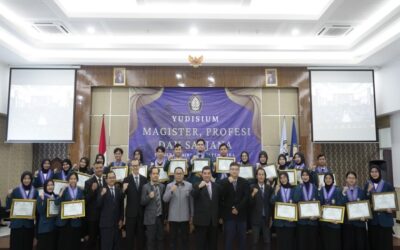 Yudisium Fakultas Sains dan Matematika: 70% Lulus Cumlaude