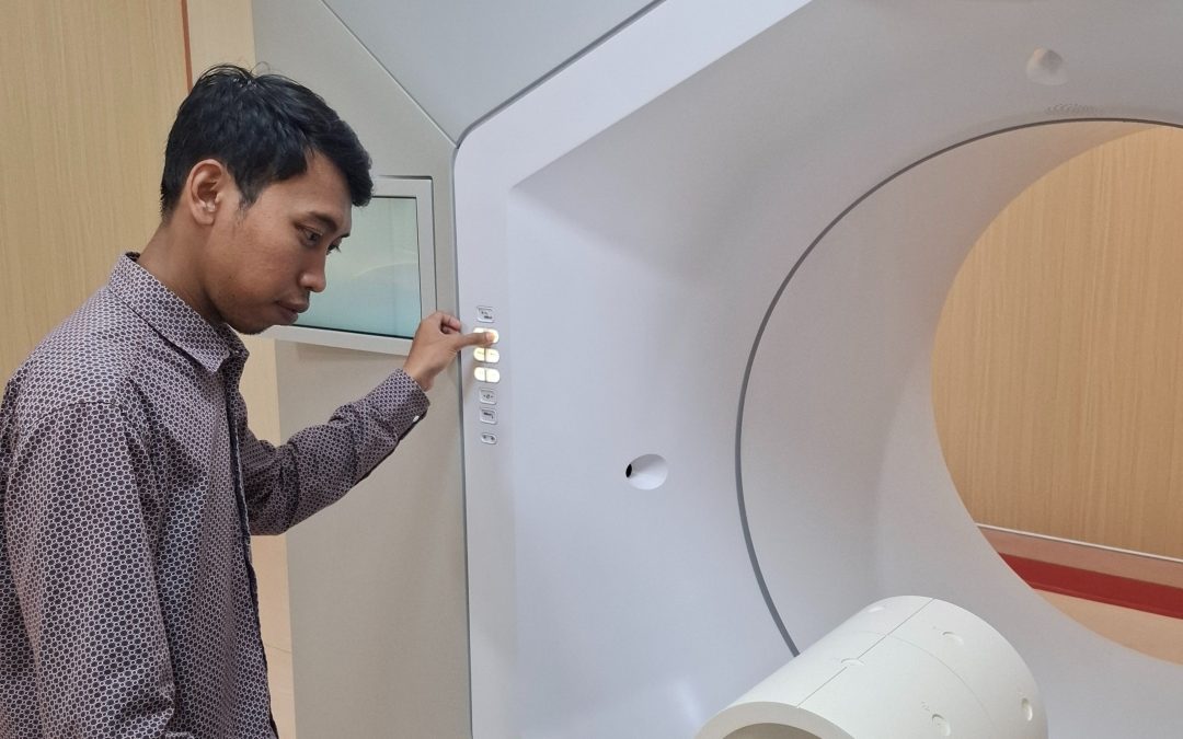 Perjalanan Karier Fisikawan Medis: Kisah Beny Sulistyo Hartadi, Alumni Profesi FSM UNDIP