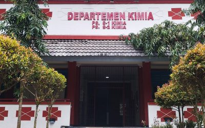 Yulia Ermawati, Lulusan FSM UNDIP yang Kini Pimpin Laboratorium Lingkungan Terakreditasi Nasional