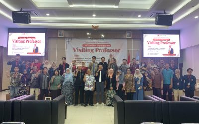 FSM UNDIP Holds Visiting Professor Program with Prof. Dr. Nor Haniza Sarmin from Universiti Teknologi Malaysia
