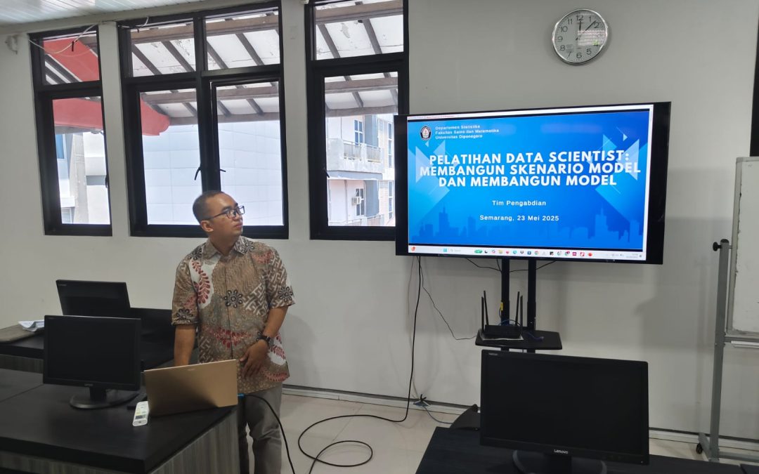 FSM UNDIP Holds Data Scientist Competency Training for Statistics Students